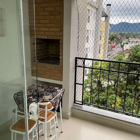 Ap Novo Ubatuba com Varanda Gourmet, Piscina e Wi-Fi Exterior foto