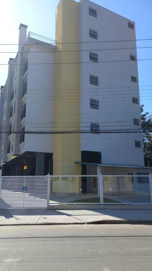 Ap Novo Ubatuba com Varanda Gourmet, Piscina e Wi-Fi Exterior foto