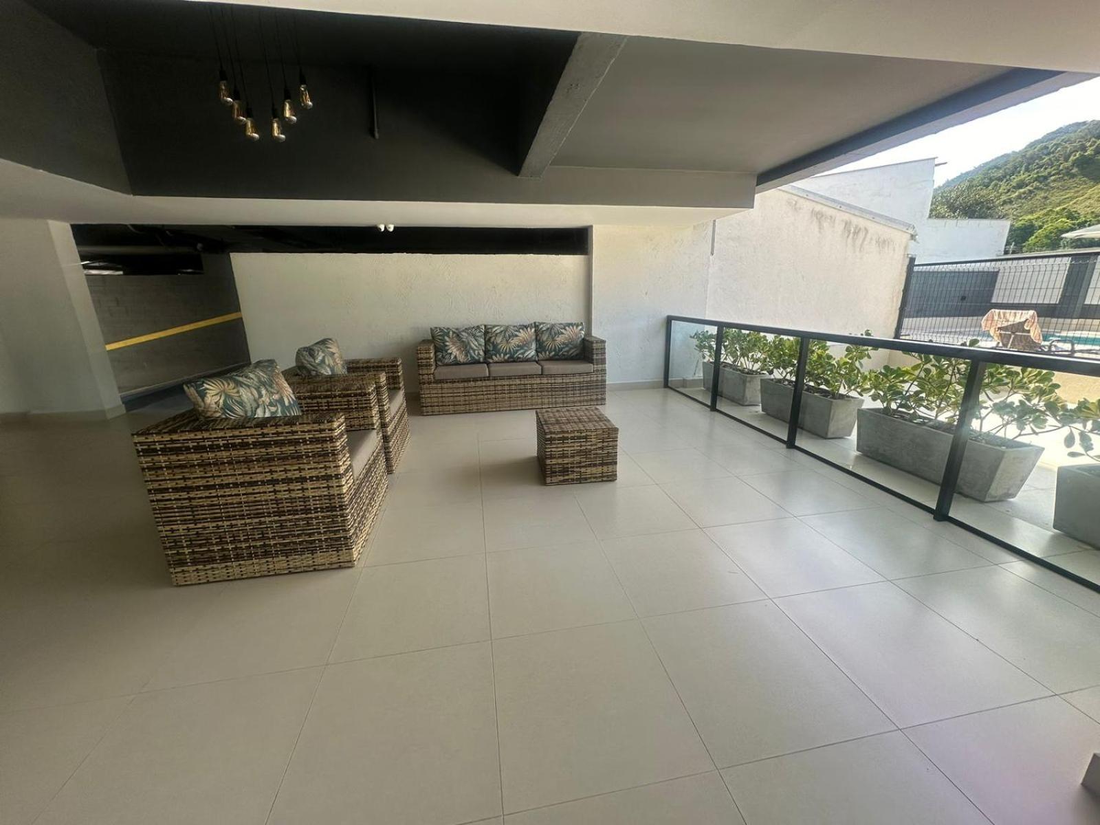 Ap Novo Ubatuba com Varanda Gourmet, Piscina e Wi-Fi Exterior foto